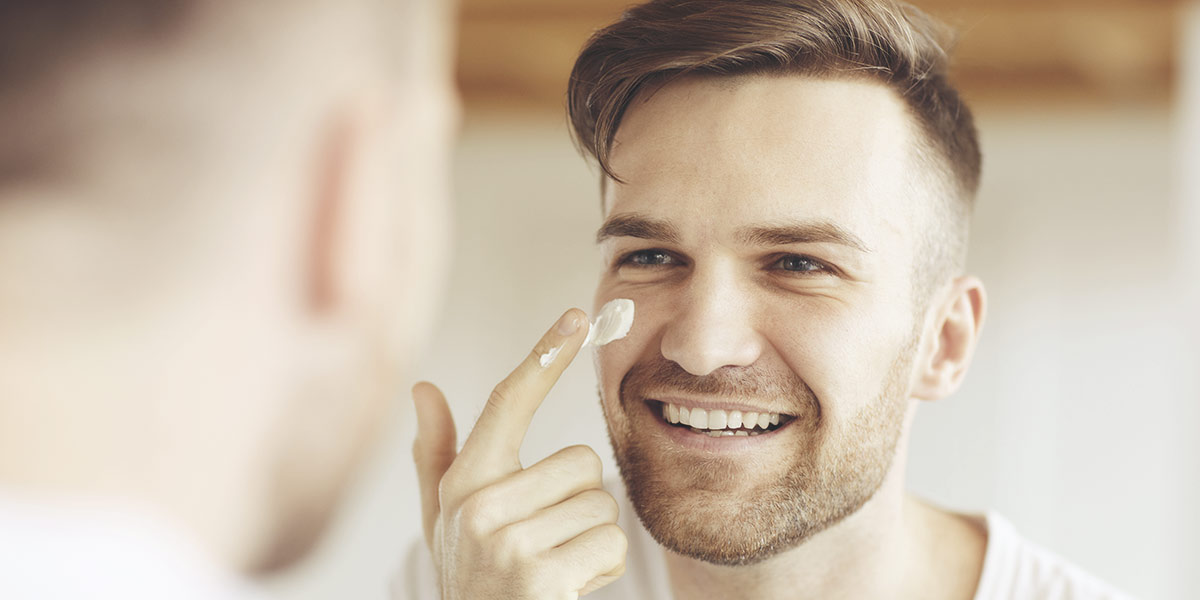 Applying cream to the face Applying cream to the face