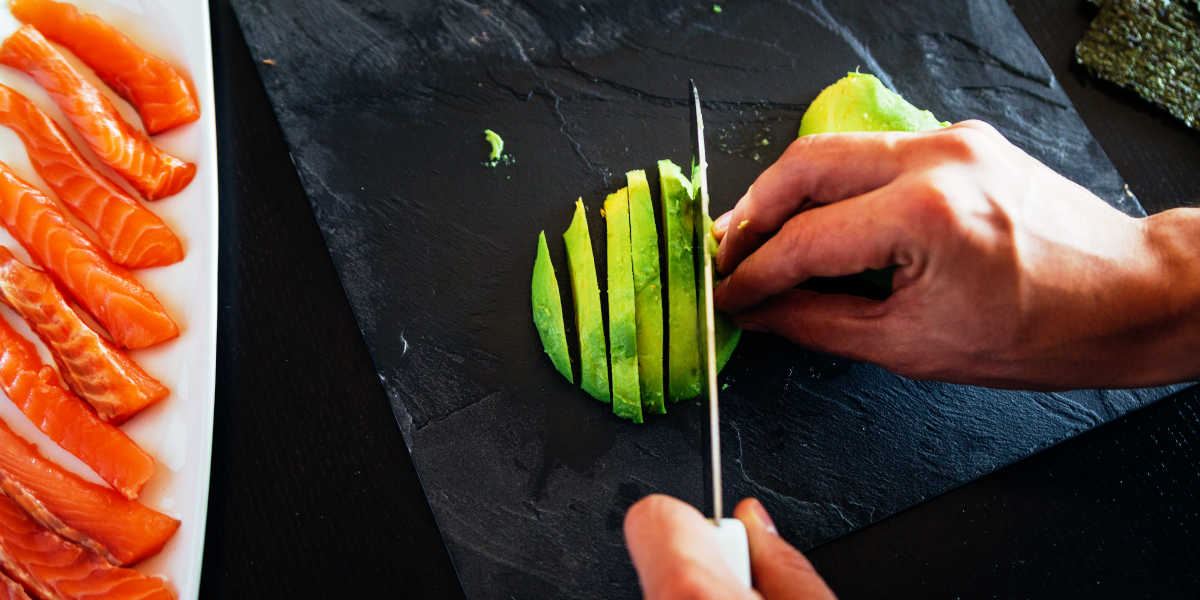 How to eat avocado