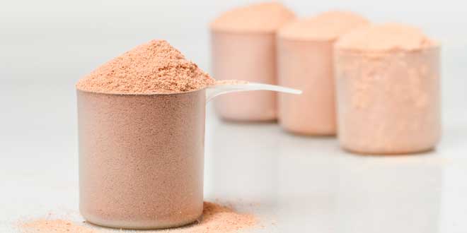 Scoop of whey protein