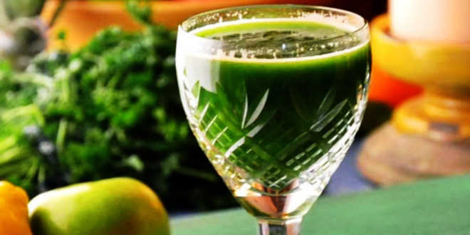 Dandelion and fruit juice