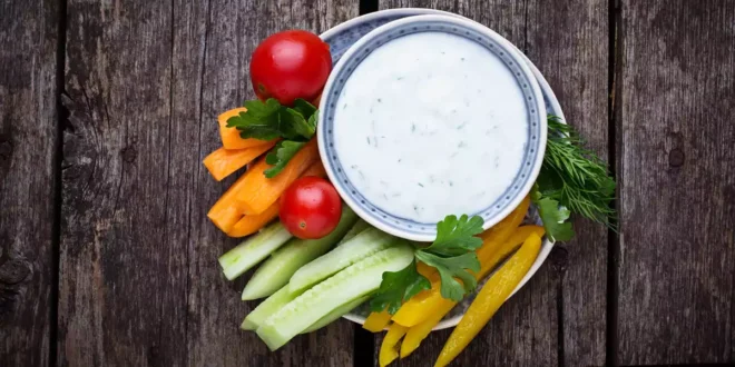 Veggies with Tzatziki Sauce Veggies with Tzatziki Sauce