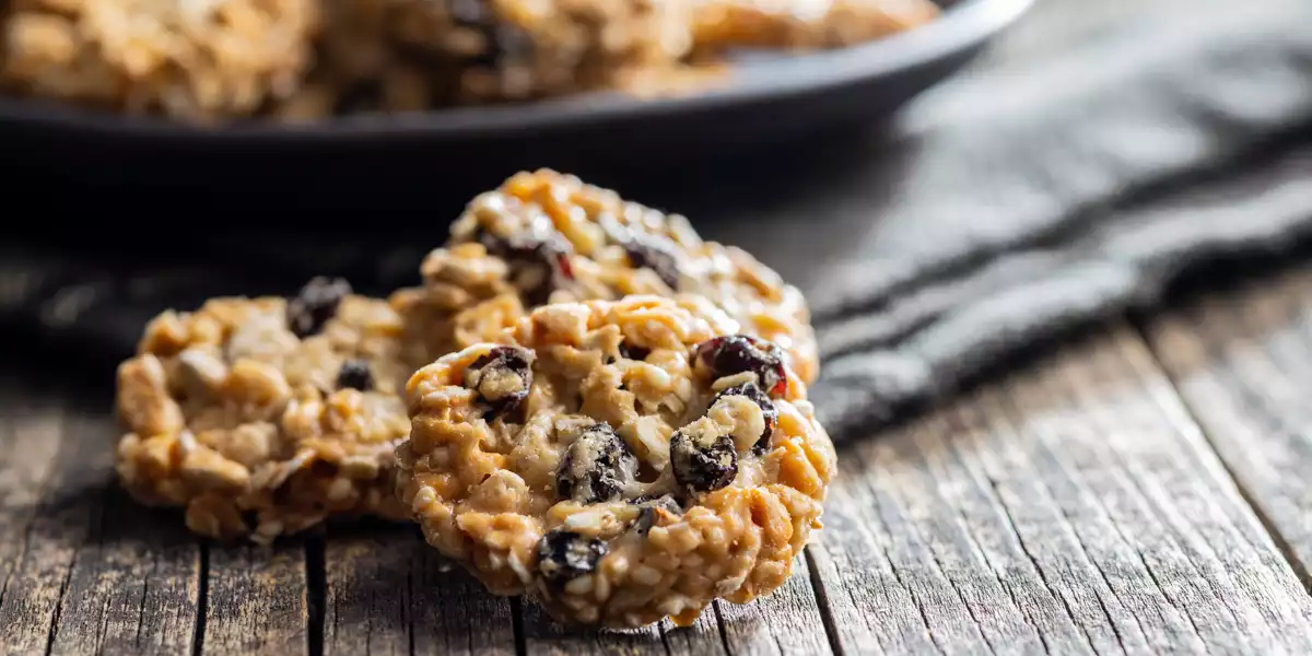 Quinoa & Raisin Cookies Quinoa & Raisin Cookies
