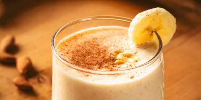 Vanilla shake with Almonds