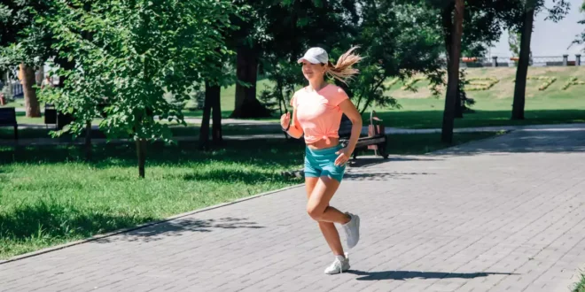 How to Start Running from Scratch: A 4-Week Guide and Training Plan