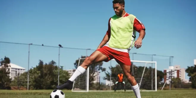 Muscle Volume in Football: Does It Improve Performance or Make You Slower?