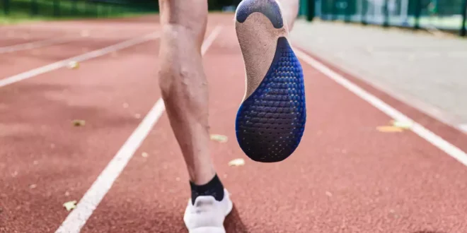 Pronation vs Supination: How Can You Tell the Difference? Pronation vs Supination: How Can You Tell the Difference?