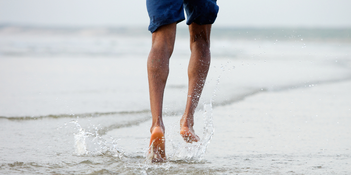 How to run on the beach?