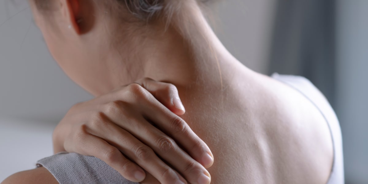 What are the symptoms of rotator cuff injuries? What are the symptoms of rotator cuff injuries?
