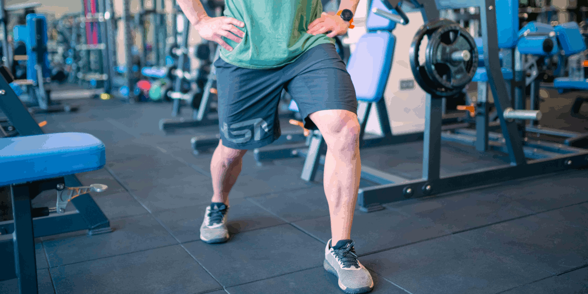 Retroversion and extension, in standing position