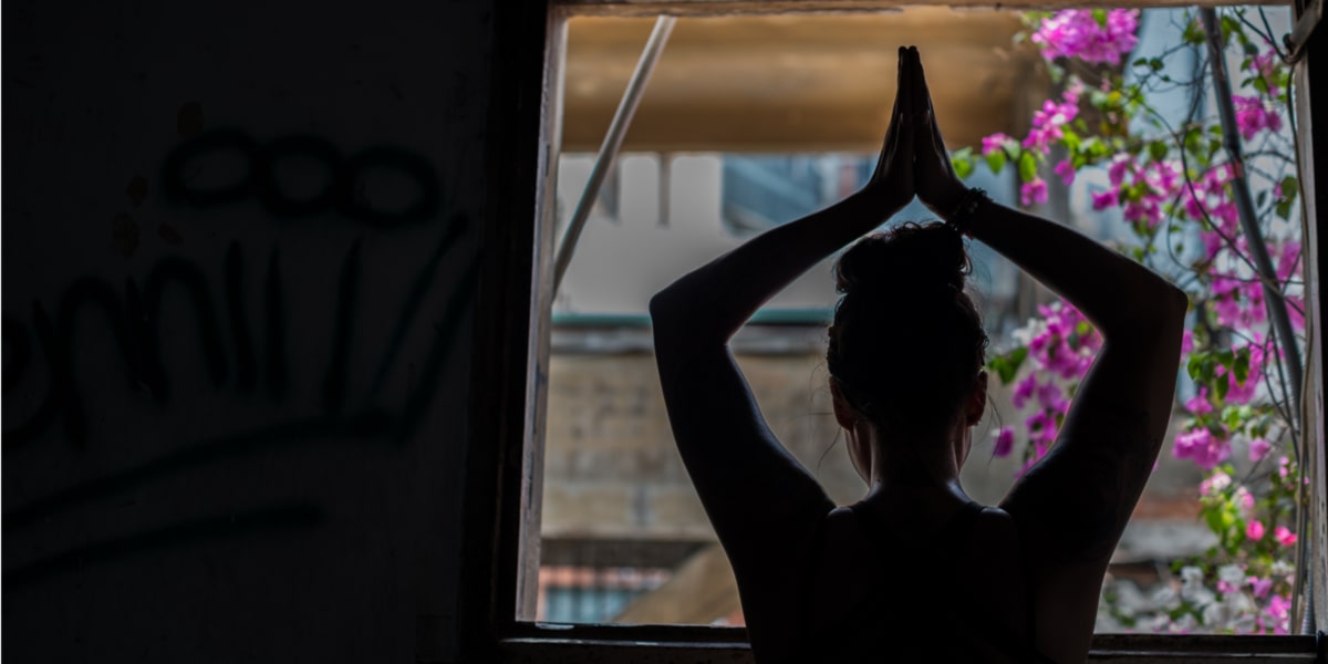 How to do a Blindfold Yoga session