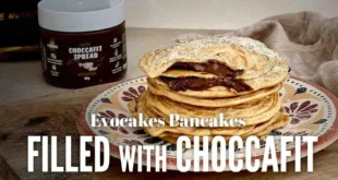 Evocakes pancakes filled with Choccafit