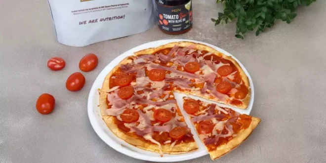 Protein pizza base with cottage cheese and oats
