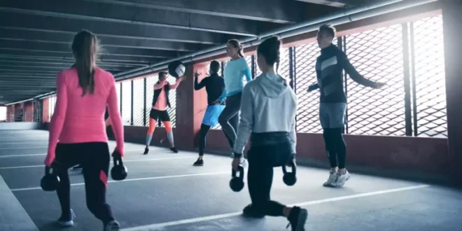 How to do weighted lunges