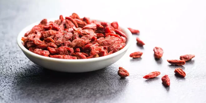 Goji Berries: The Superfood for Longevity and Well-being Goji Berries: The Superfood for Longevity and Well-being