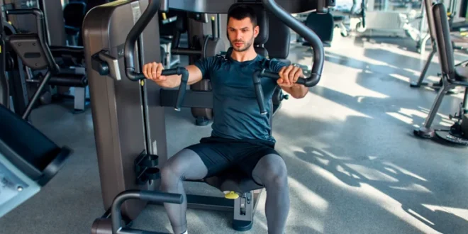 How to do seated chest press on the machine correctly How to do seated chest press on the machine correctly