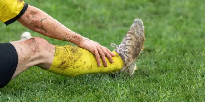 Football Nutrition and Supplementation: A Guide to Prevent Injuries and Perform at Your Best