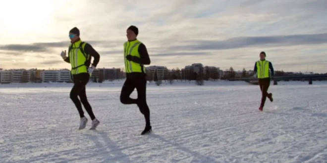 Sports in cold environments and acclimatization Sports in cold environments and acclimatization