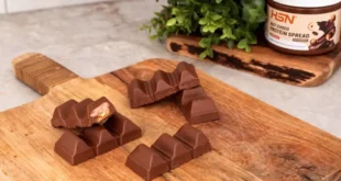 Crunchy Chocolate Bars Filled with Hazelnut Cream